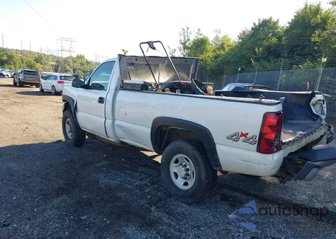2006 Chevrolet Silverado K2500 Heavy Duty from USA, damaged, VIN 1GCHK24U26E219852
